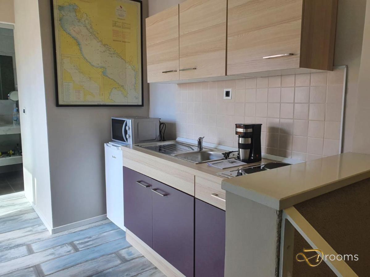 Apartment Nautical Old Town - With Roof Terrace Zadar