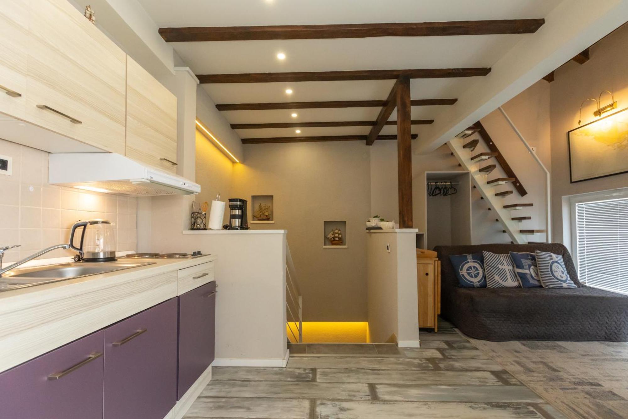 Nautical Old Town - With Roof Terrace Apartment